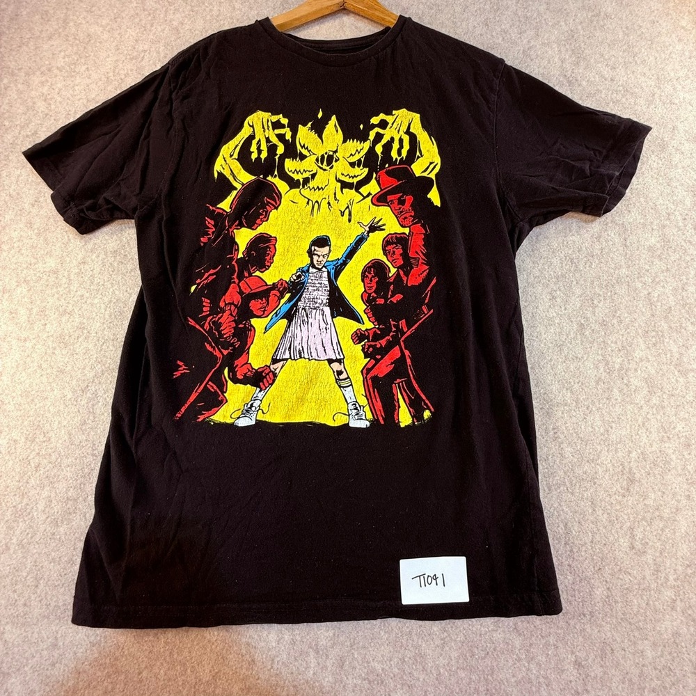 Stranger Things Loot Crate T-Shirt Mens‎ Large Black Eleven Demogorgon Graphic T